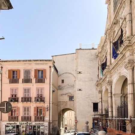 Su Meri Stampace - Luxury Apartment City Center カリアリ エクステリア 写真